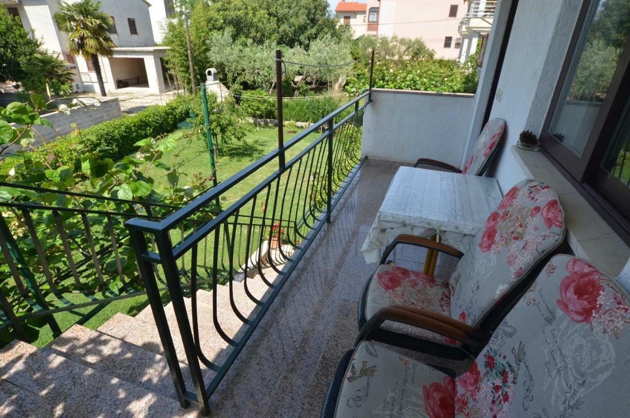 Koreni Apartments روفينج المظهر الخارجي الصورة