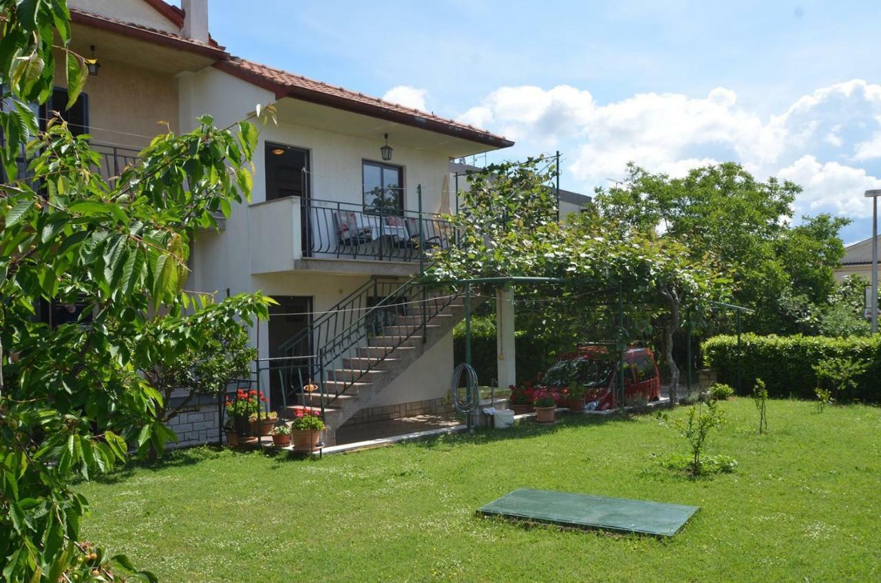 Koreni Apartments روفينج المظهر الخارجي الصورة