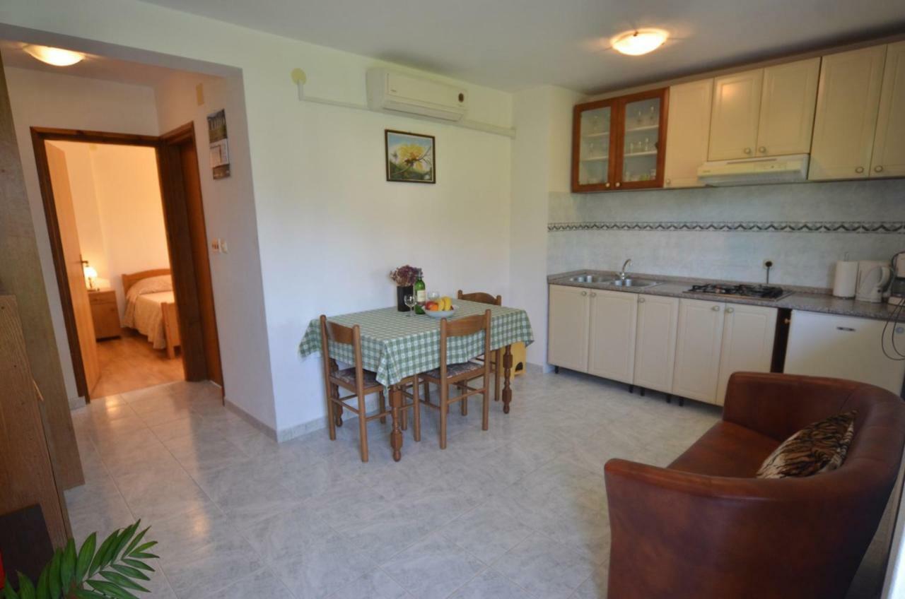 Koreni Apartments روفينج المظهر الخارجي الصورة